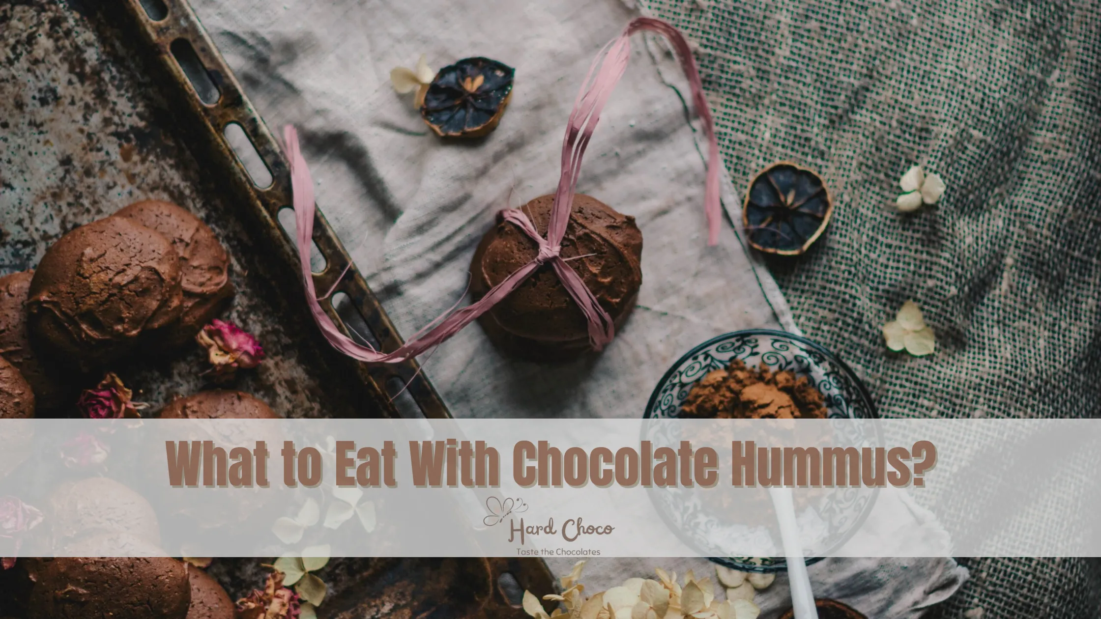 What to Eat With Chocolate Hummus