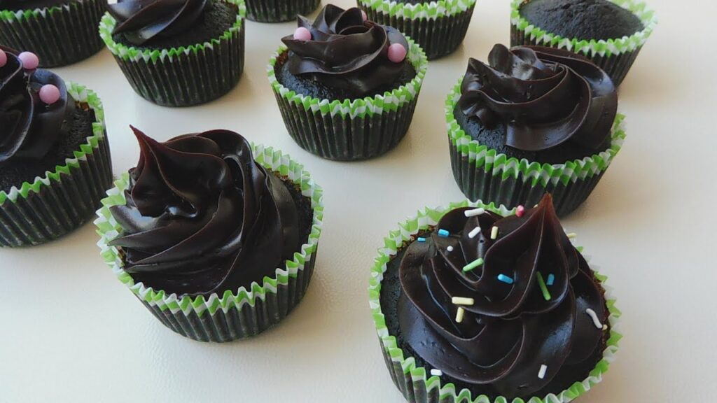 How to Make Chocolate Frosting